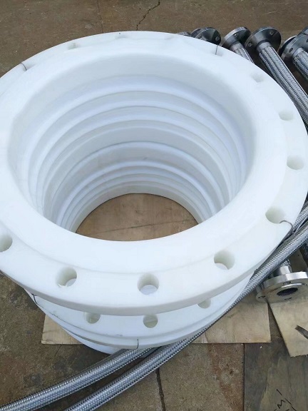 PTFE expansion joints with PTFE flanges